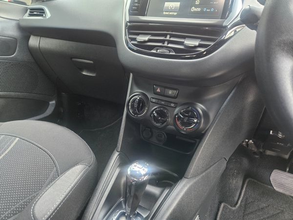 2016 Peugeot 208 Automatic 1.2/ Style 323968291