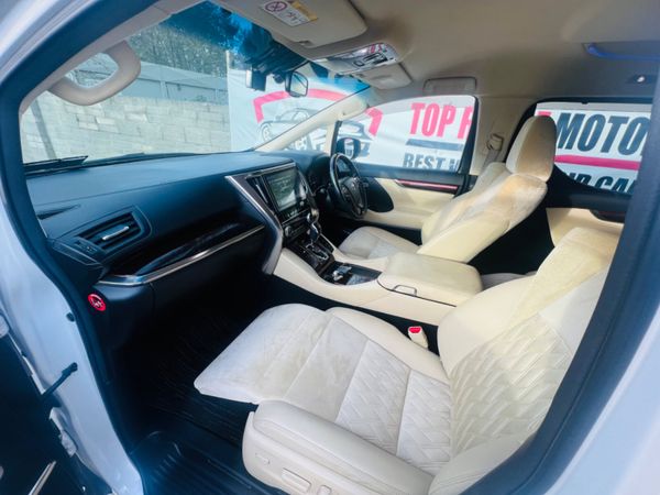 Toyota Alphard 2016** beige leather ** 334102778
