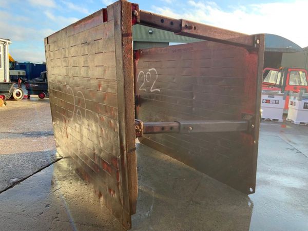 3.0mts x 2.0mts TRENCH BOX ASSEMBLY.....202 334147443