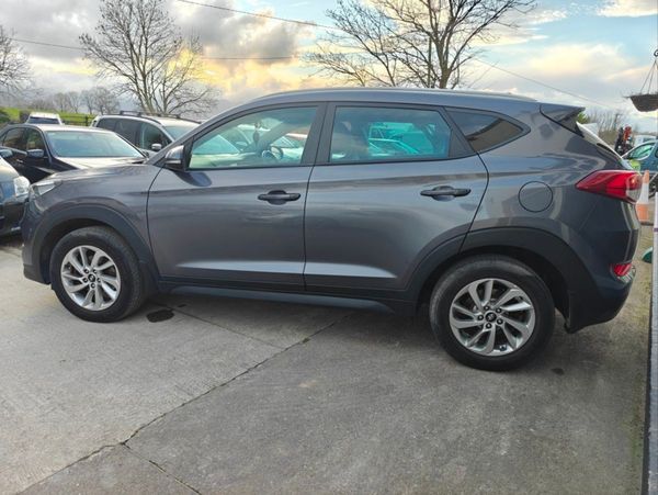 Hyundai Tucson 1.7 D Executive 334285785
