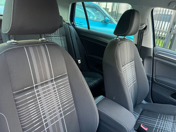 VOLKSWAGEN GOLF 2015, 1.2 TSI 5DR AUTOMATIC LOW KM 334553288