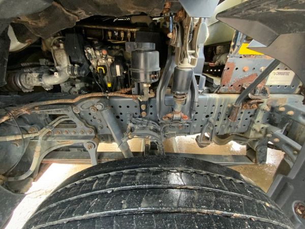 Mercedes-Benz Arocs 1824 Chain Lift Skip Loader.. 334686867