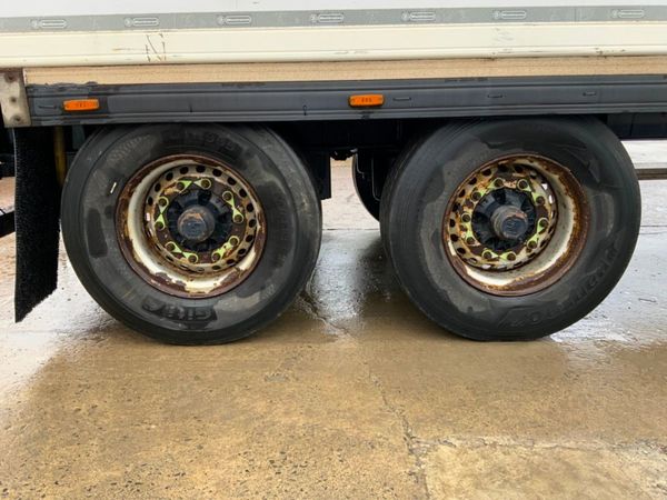 Trailer Trailer Montracon Insulated Tandem Box... 334693672
