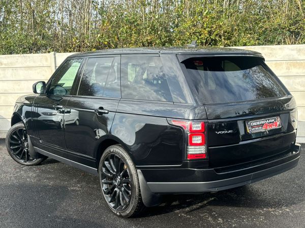 2015 Land Rover Range Rover Vogue SDV6 HSE 334812161