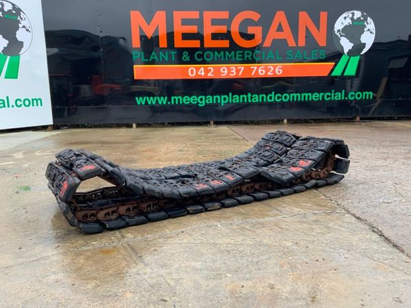 RUBBER PADS / CHAINS....8 TONNE DIGGER. 334975033