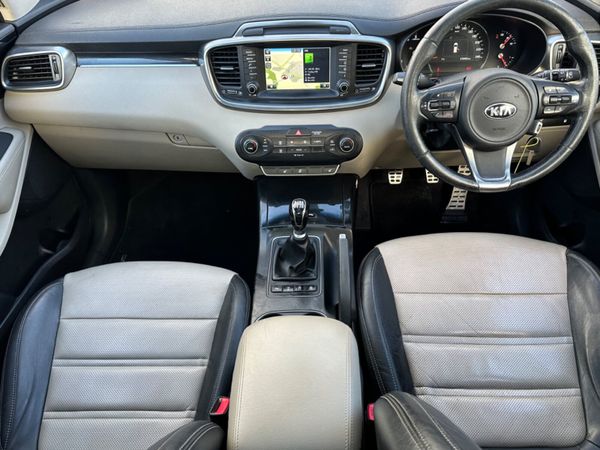 Kia Sorento Platinum *7seater *PanRoof 335151110