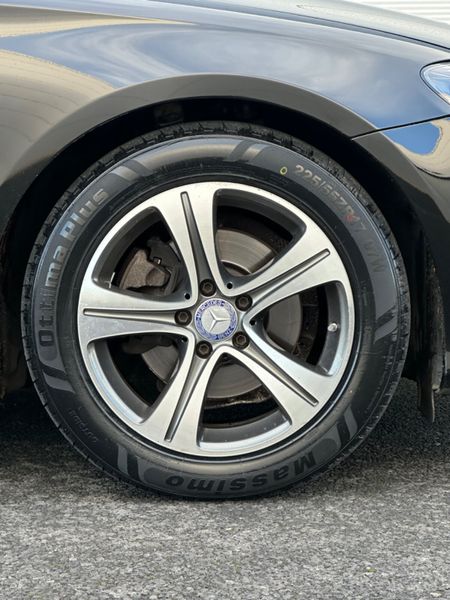 Mercedes-Benz Eclass Avantgarde 335296920