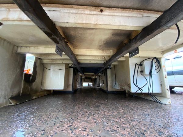 30ft LIGHTWEIGHT FLAT BED / PLANT BODY. 335673332