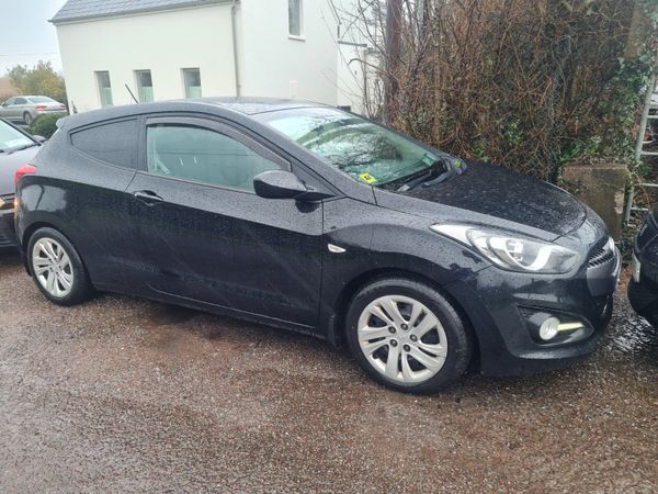 141 hyundai i30 1.4crdi VAN  New Cvrt 335734014