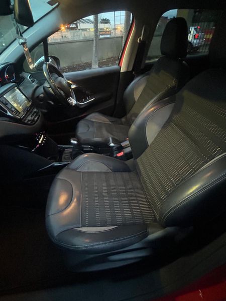Peugeot 2008 2016 335753769