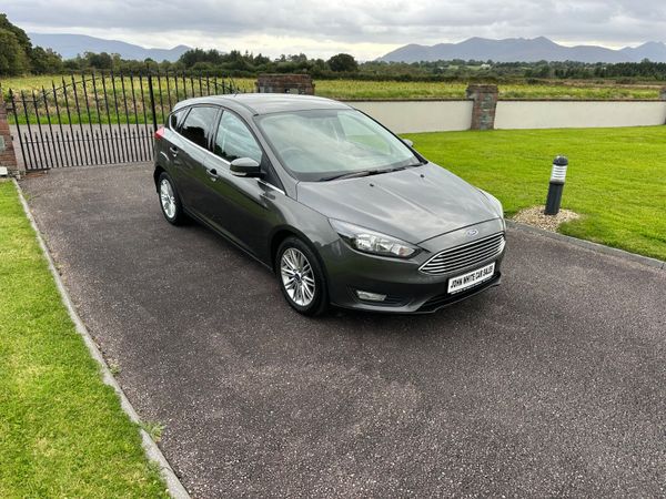 Ford Focus Zetec 120 bhp 335806060