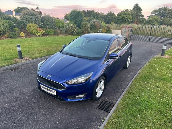 Ford Focus 1.5 Zetec 335806095