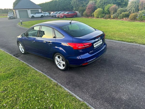 Ford Focus 1.5 Zetec 335806098