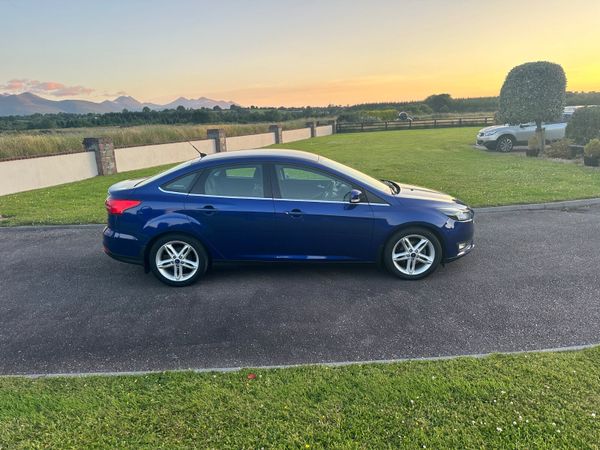 Ford Focus 1.5 Zetec 335806108