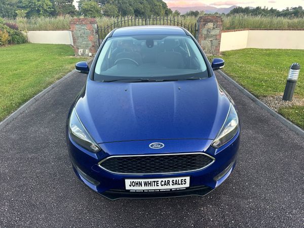 Ford Focus 1.5 Zetec 335806111