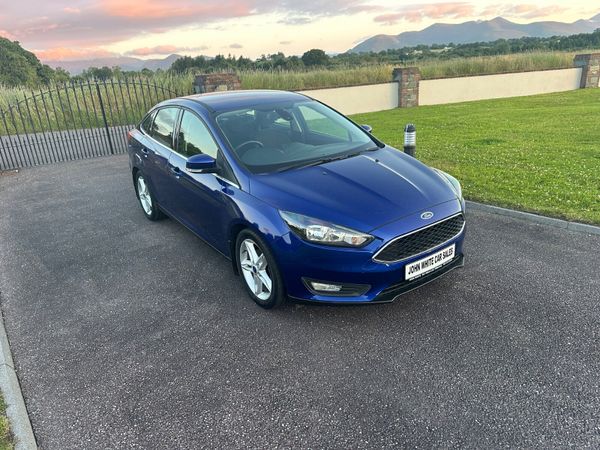 Ford Focus 1.5 Zetec 335806112