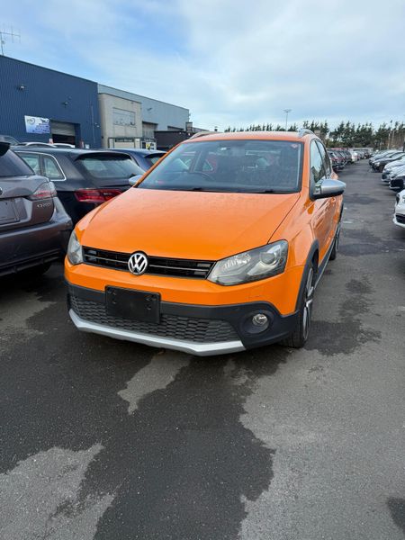 Vw polo cross low millage 336020526
