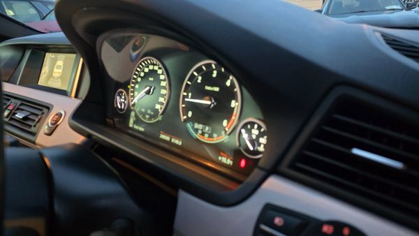 BMW 520D Auto M sport full service history 336109801