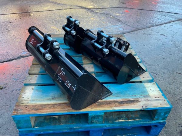 MICRO DIGGER BUCKETS & Q/HITCH.....25mm PINS. 336179588