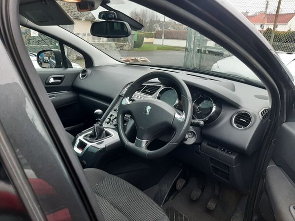 Peugeot 5008 2013 336334386