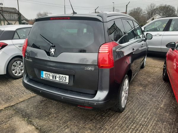 Peugeot 5008 2013 336334382