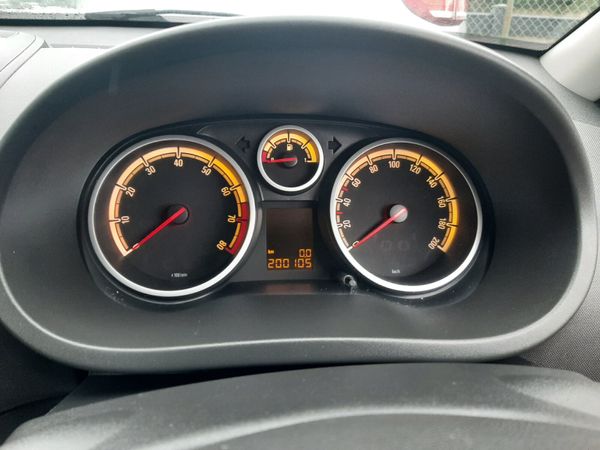 Opel Corsa 2012 336334611