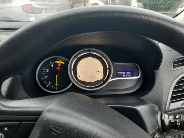 Renault Megane 2010 336334821