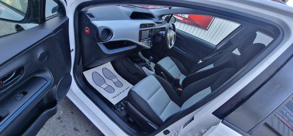 Toyota Aqua Automatic 336440475