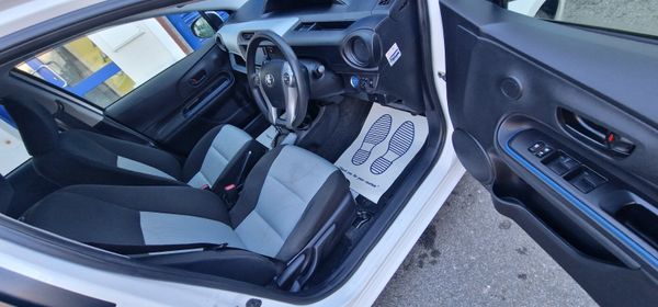Toyota Aqua Automatic 336440470