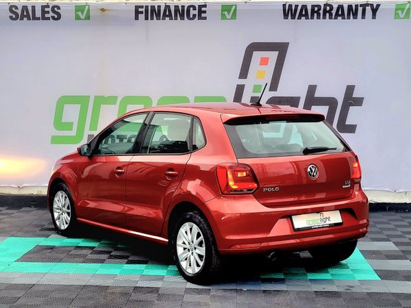 Volkswagen Polo 2015 Automatic Comfort Line + 336600647