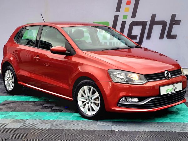 Volkswagen Polo 2015 Automatic Comfort Line + 336600681