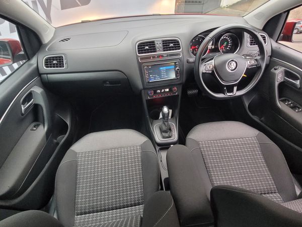 Volkswagen Polo 2015 Automatic Comfort Line + 336600690