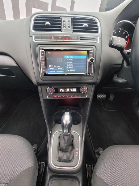 Volkswagen Polo 2015 Automatic Comfort Line + 336600691