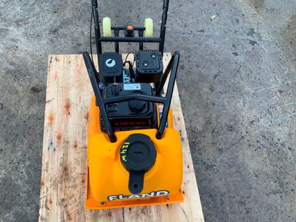 UNUSED FLAND COMPACTION / WACKER PLATE..124 337041686