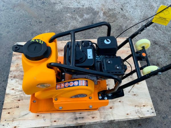 UNUSED FLAND COMPACTION / WACKER PLATE..124 337041688
