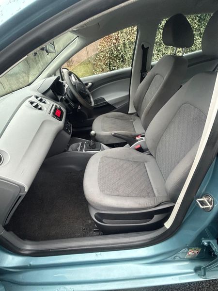 SEAT Ibiza 2011 337348346