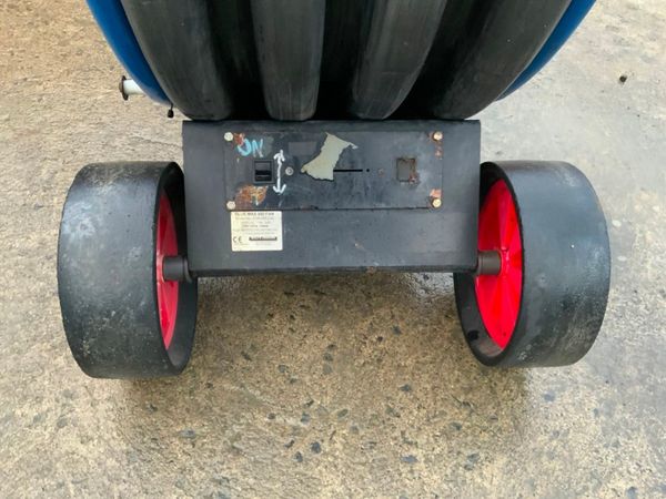 36" PORTABLE EXTRACTION FAN....240v.......38v. 337630697