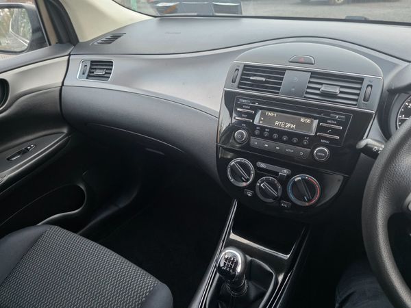 Nissan Pulsar 2016 337710818