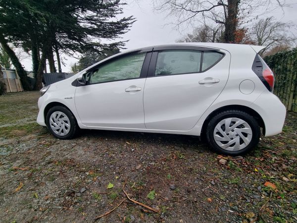 2019 Toyota Aqua 1.5 L HYBRID AUTOMATIC 337778444