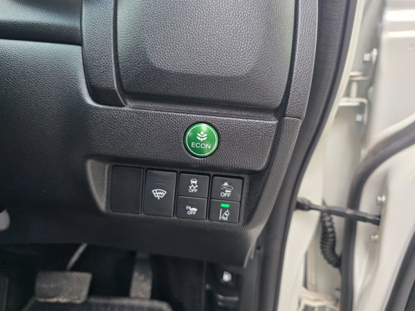 Honda Fit 1.5L Hybrid | Automatic | Self-Charging 337956483