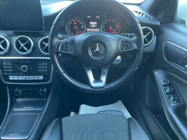 2017 MERC A180 (B38) 338105918