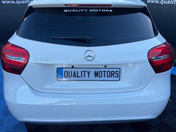 2017 MERC A180 (B38) 338105912