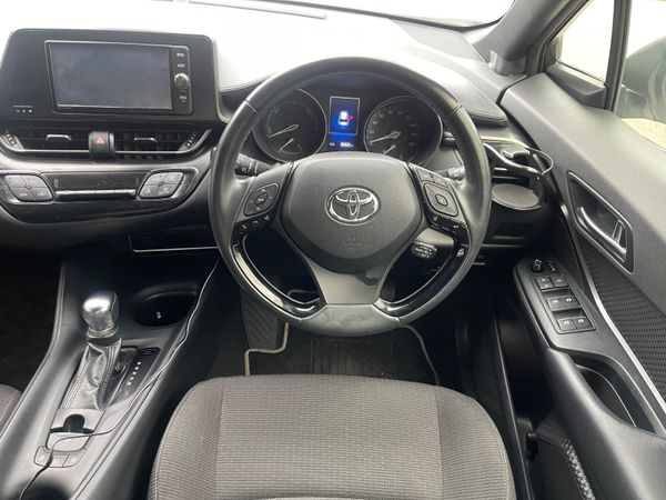 2018 TOYOTA C-HR HYBRID (S28) 338106370