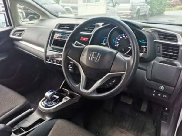 2015 Honda Fit 4WD 338290223