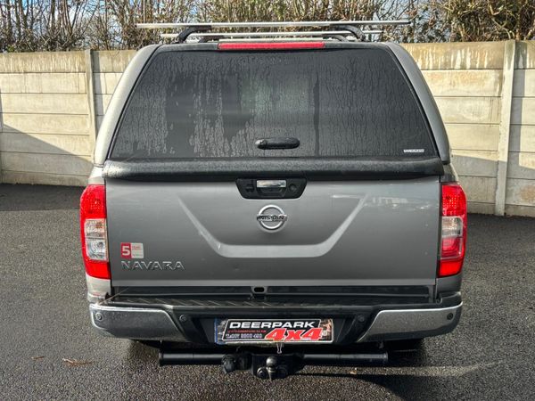 2019 Nissan Navara Tekna CrewCab DCI Commercial 338318821