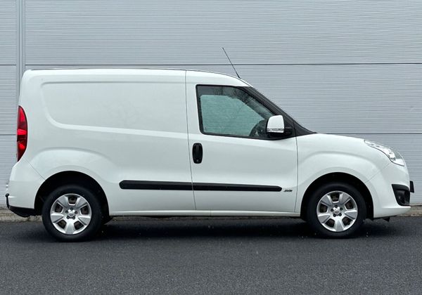 Opel Combo *Tiny mileage 338323591