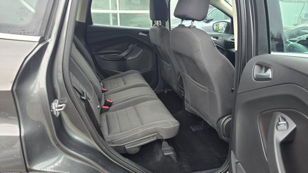 Ford Kuga 2015 AA approved 338469726