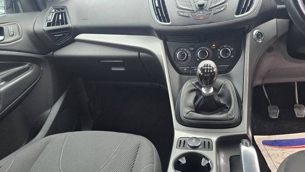 Ford Kuga 2015 AA approved 338469734