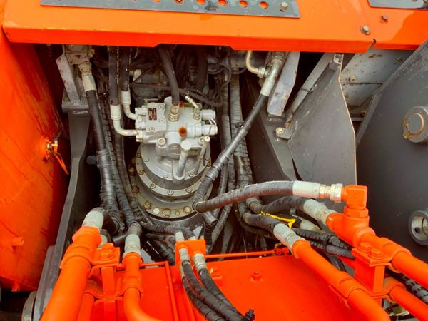 2018 HITACHI ZAXIS 210 Lc6 HIGH RISE EXCAVATOR 338460083