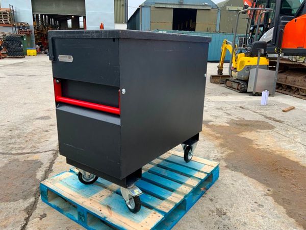 ARMORGARD TUFFBANK STORAGE CABINET.....778. 338831029